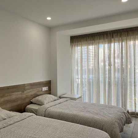 El Pato Primera Linea Benidorm Dış mekan fotoğraf